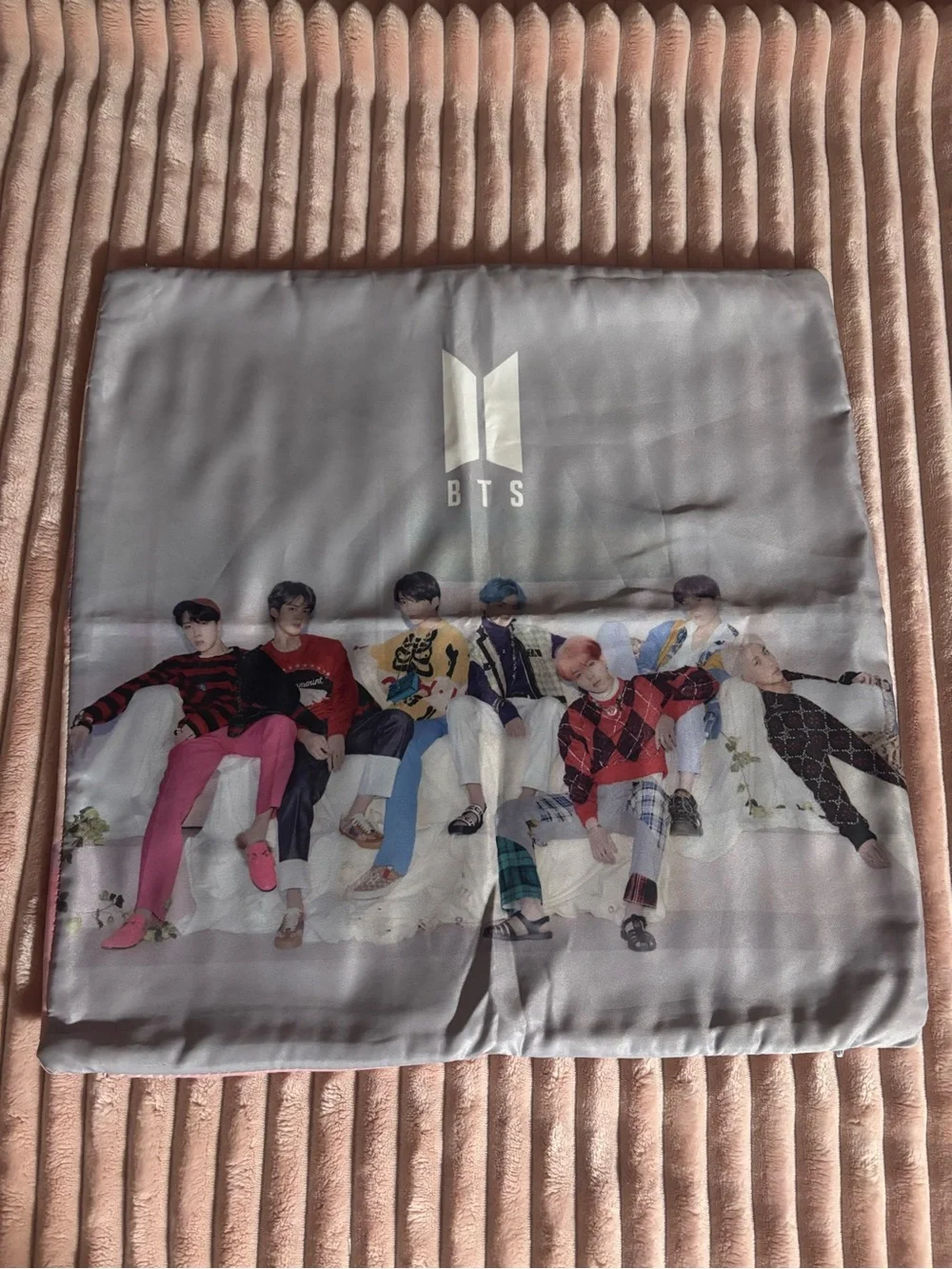 BTS pillowcase - Picture 3 of 4